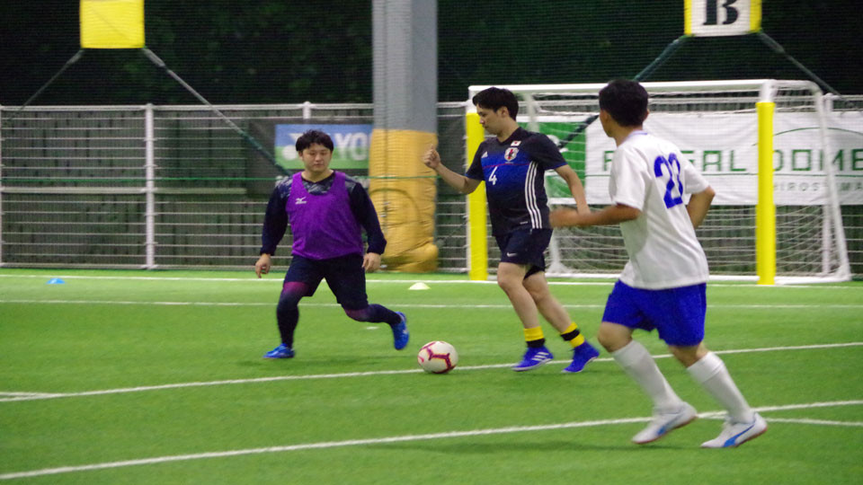 個人参加 7人制サッカープログラム の様子 フットサルドームpivox広島